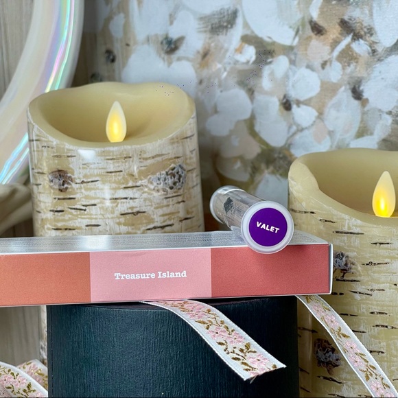 STILA & MILK BUNDLE!! 💋 - Picture 2 of 3